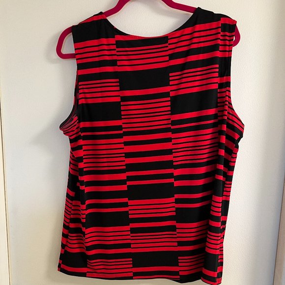 Dana Buchman sleeveless top with gold accent XL - Picture 6 of 7